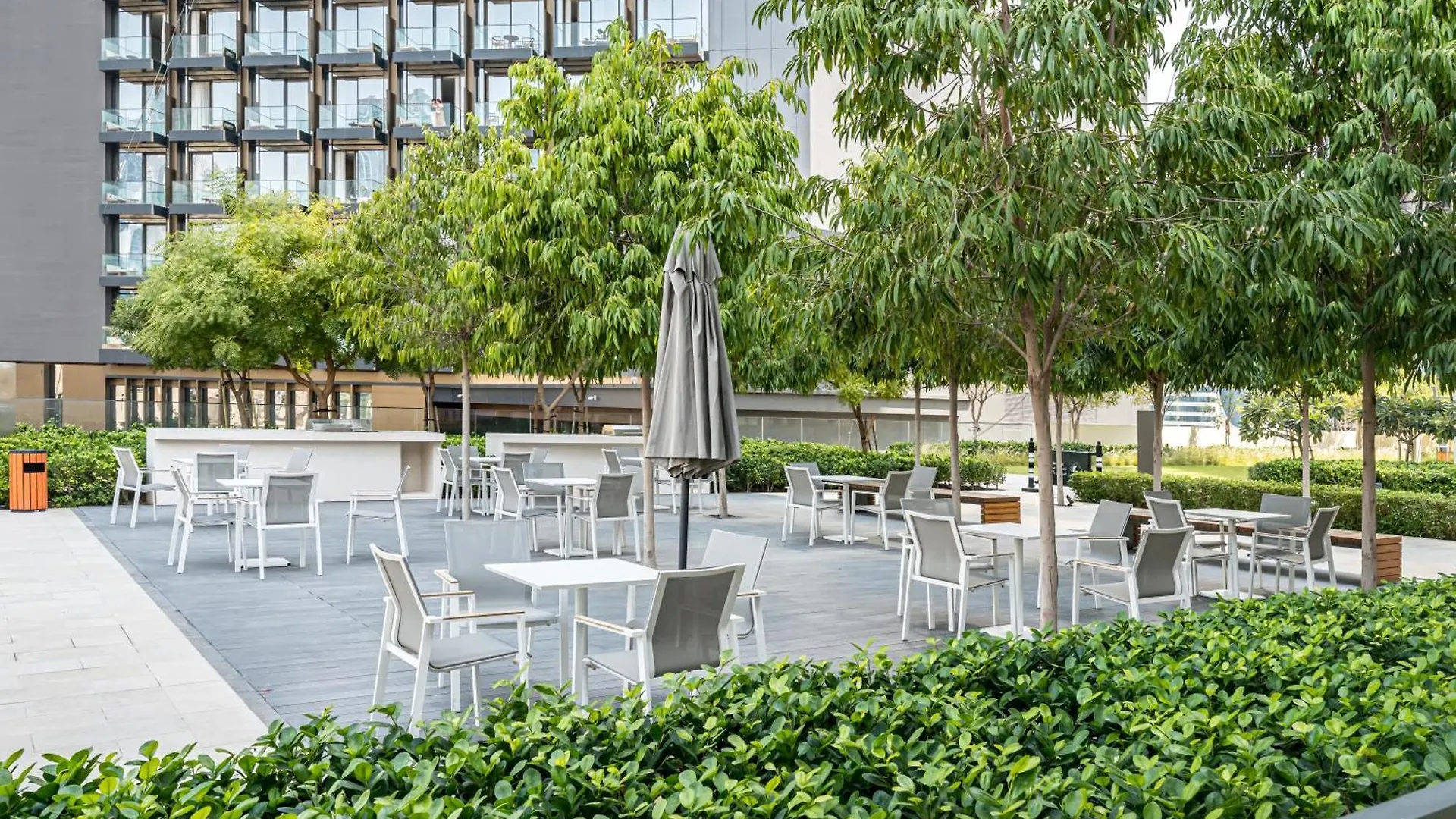 2Bdr Apt Led Side Burj Khalifa Views Opposite Dubai Mall Apartment