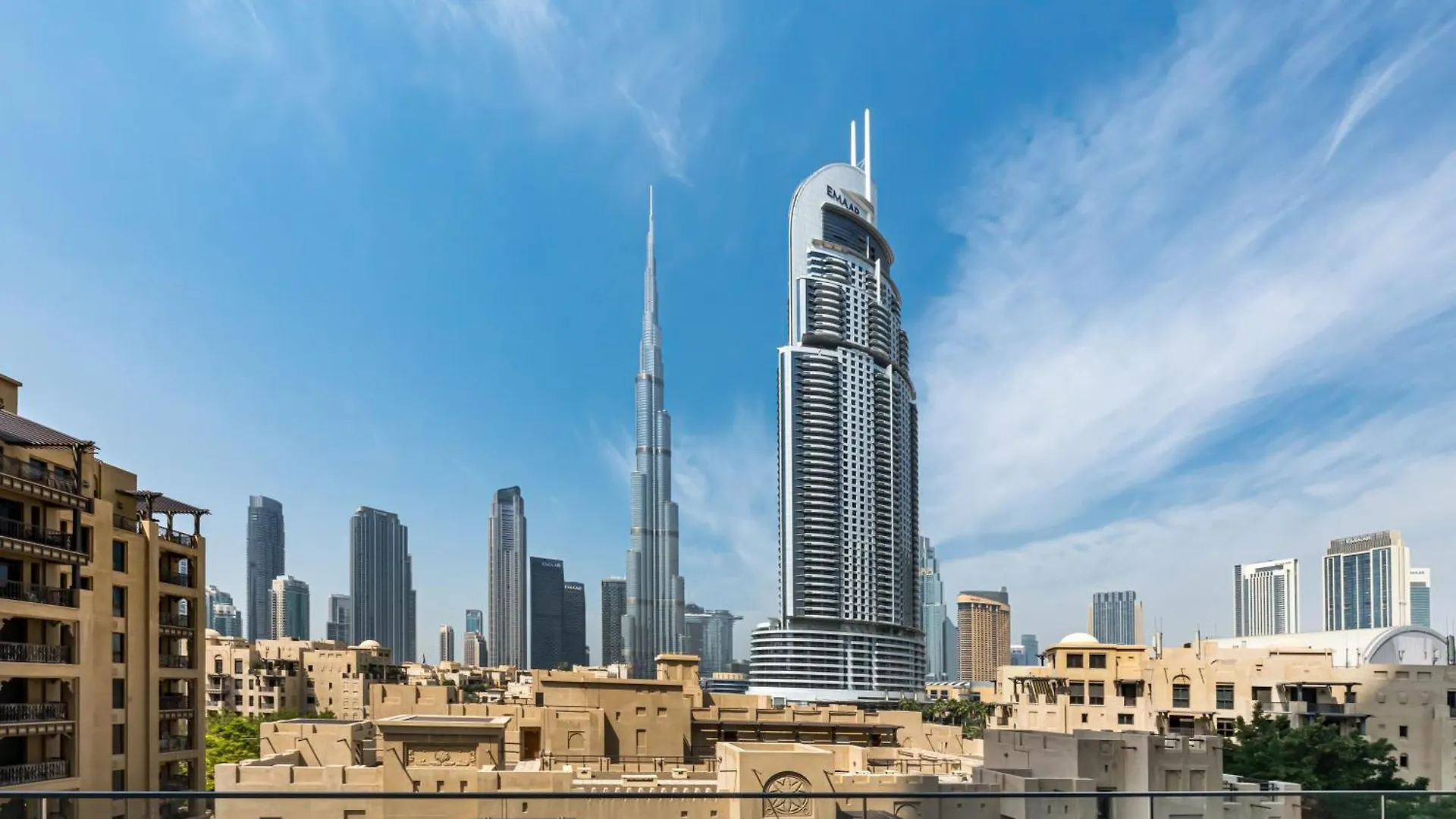 2Bdr Apt Led Side Burj Khalifa Views Opposite Dubai Mall Apartment
