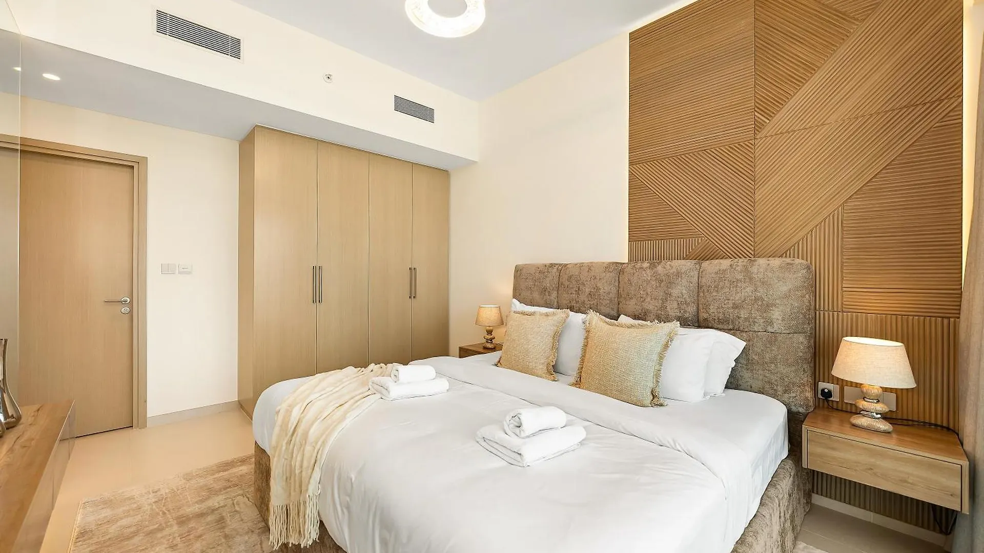 Apartment 2Bdr Apt Led Side Burj Khalifa Views Opposite Dubai Mall