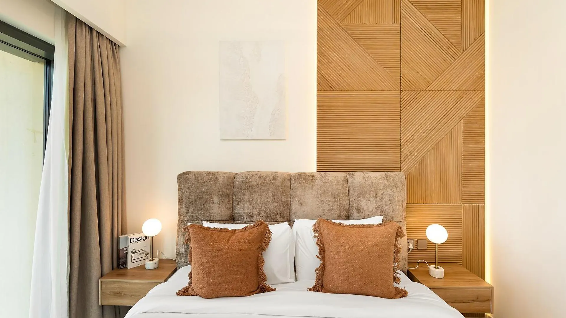 2Bdr Apt Led Side Burj Khalifa Views Opposite Dubai Mall